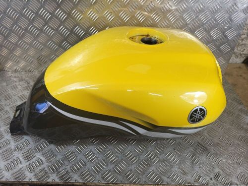 Yamaha xjr 1300  2003    fuel petrol tank