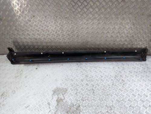 Mitsubishi outlander side skirt left passenger side nearside 6512a421 mk3 2018