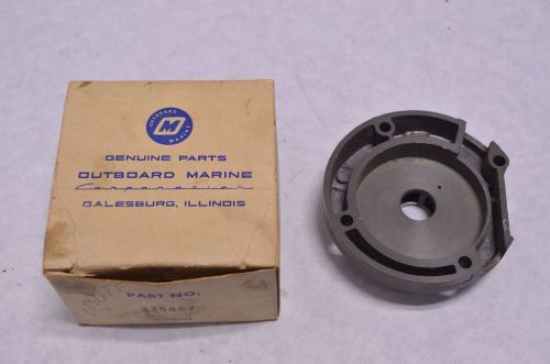 Nos johnson evinrude outboard water pump housing 375857 0375857 (a13-11)