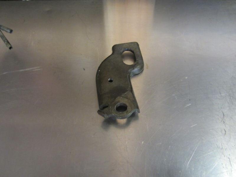 Wl036 lift bracket 2003 acura rl 3.5 c35a1