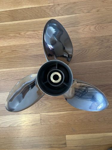 Yamaha vmax sho propeller 15 1/8 x 23 t2 x rh