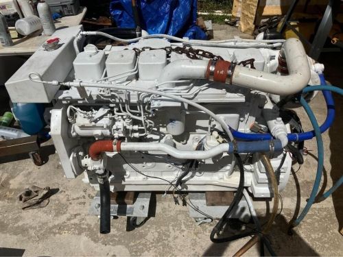 Cummins 6bta 5.9-m  ,  250 hp marine diesel engine 300 hours on rebuild