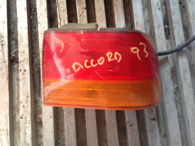 Accord taillight tail light/lamp right 1992 1993 passengers side