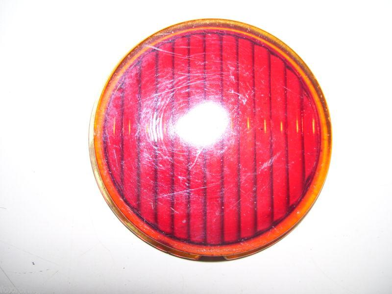 Vintage small ribbed glass tail light lens - 2968 xb    -    mis46