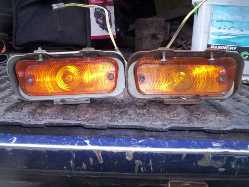 1965 65 dodge dart front turn signals / parking lights