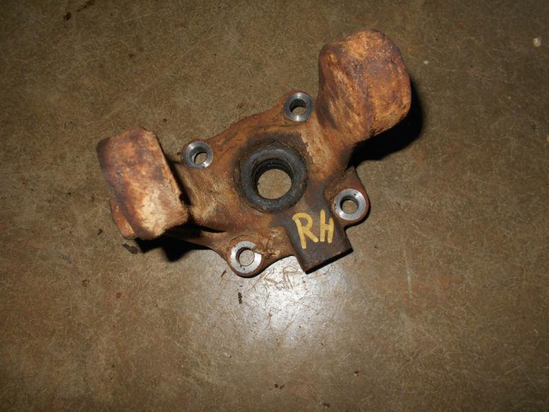 Honda fourtrax 350 trx350 right rh steering knuckle holder inner mount  86 1986