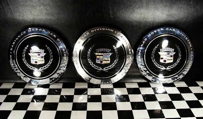 93 94 95 cadillac fleetwood deville hub caps center caps black/chrome set-of-3