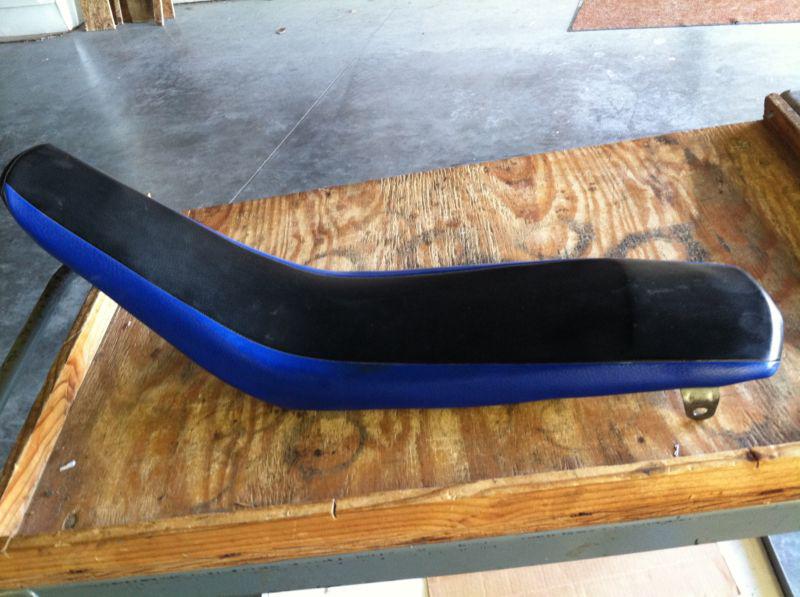 2002 02 yamaha yz250 yz 250 seat saddle