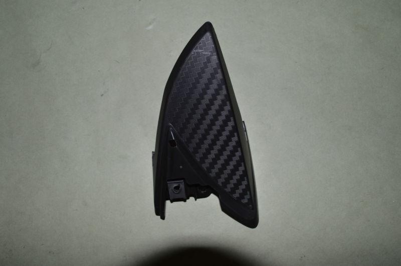 2011 2012 2013 suzuki gsx-r 750 oem rear right frame cover plastic