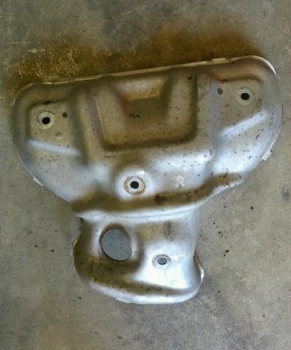 1986-1988 mazda b2600 4x4 pickup truck oem engine exhaust manifold heat shield