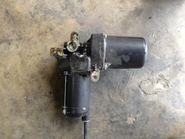 1988 omc cobra tilt trim pump