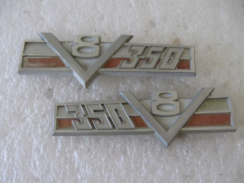  2 jeep wagoneer"   v8 350"  emblems  badge script trim     metal   977602