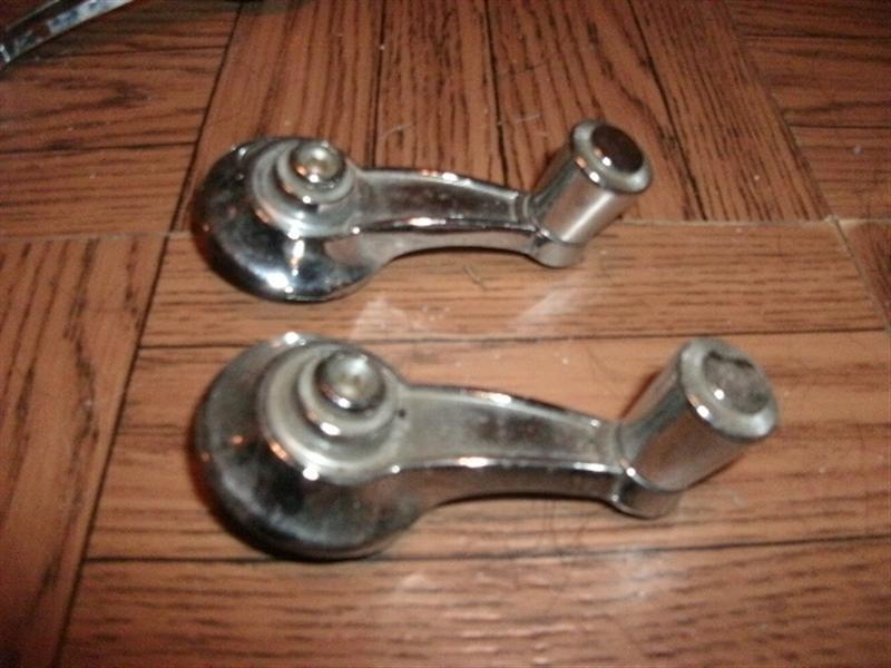 1960 's mopar plymouth dodge vent window cranks good shape barracuda satellite