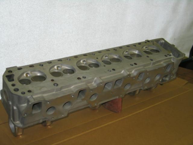 Datsun / nissan 1969 240z / 1969 - 1970 skyline gt e30  cylinder head