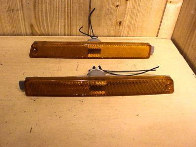 Saturn s series sedan 96-99 1996-1999 front side marker light set rh & lh