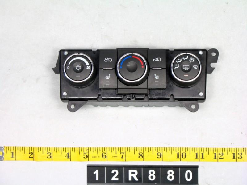 08 equinox temperature climate control ac heat unit panel switch 12r880