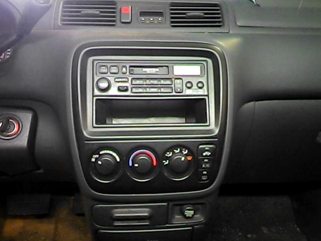 2000 honda cr-v radio trim dash bezel 2651687