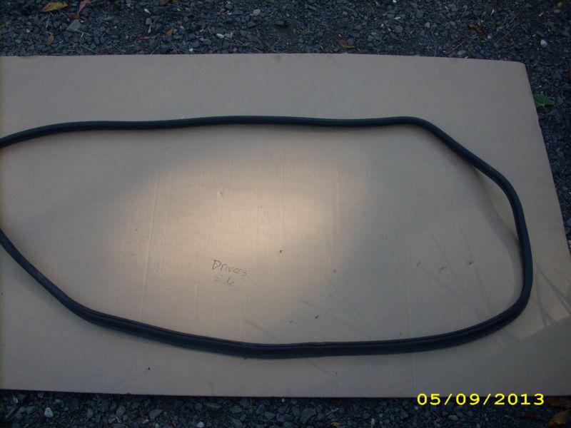 2000 honda civic oem 74865s04003 trunk lid-weatherstrip