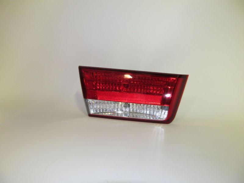 06 07 08 hyundai sonata oem lid mounted left tail light nice!