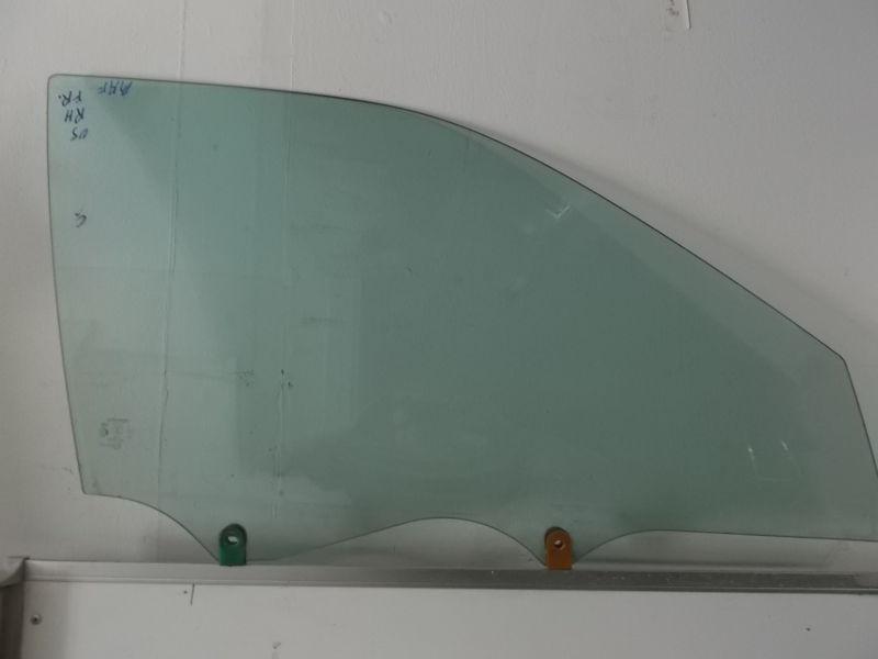 03 04 05 06 07 08 toyota corolla rh.passenger  front door glass 