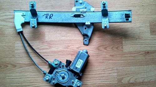 1997-2003 pontiac grand prix right rear window regulator.