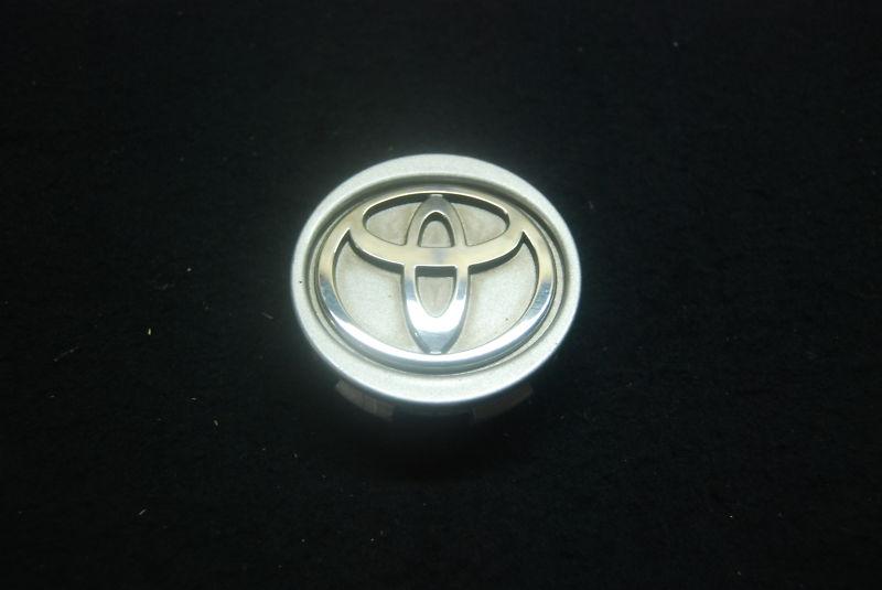 Toyota sienna wheel center cap 04 05 06 07 08 42603-ae020