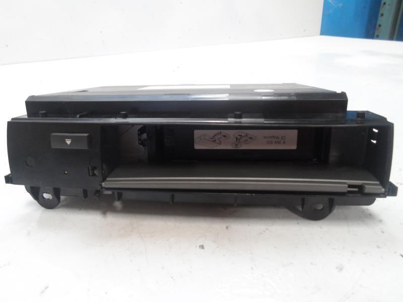 03 04 05 bmw 745i audio equipment remote cd music 6-disc changer above glove box