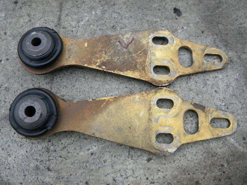 91 porsche 911 964 rear axle struts