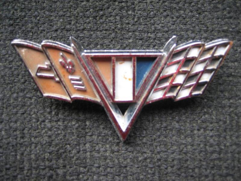 Vintage original oem chevrolet flag badge emblem malibu impala caprice 3840318 