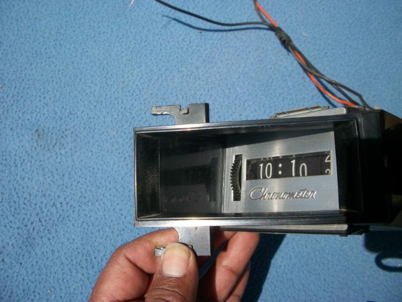  1975 1976 1977 chrysler cordoba, dodge charger, magnum instrument panel clock
