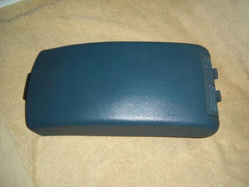 95-99 gm oldsmobile aurora  center floor console lid cover