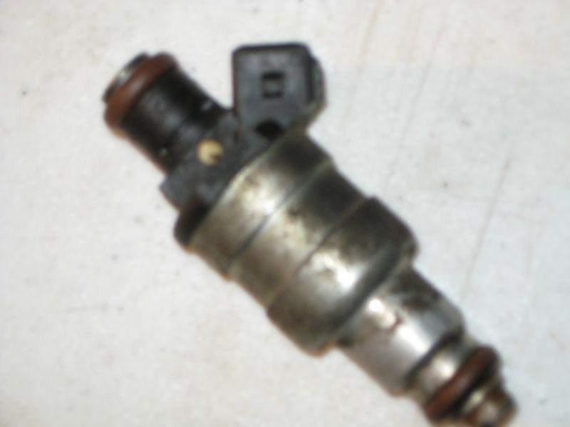 1990-91 chrysler dodge plymouth caravan imperial 3.3 v6 used fuel injector