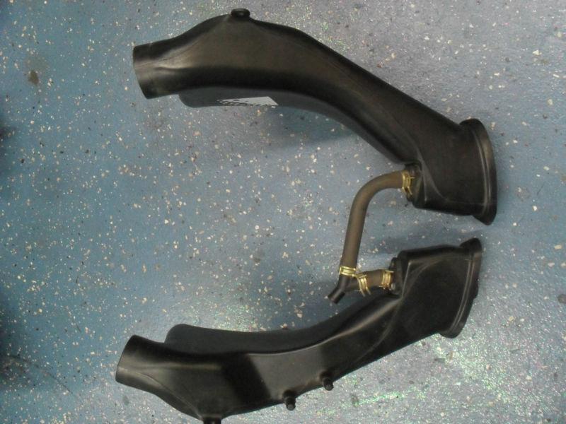1994 kawasaki zx-11  left and right main air ducts zx11-d 1993-2001