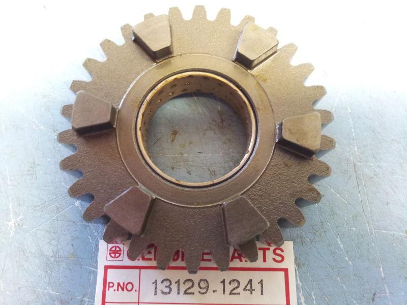 Kawasaki kz1100 gpz 1100 kz1000 1981-2001 3rd drive gear output 13129-1241 nos