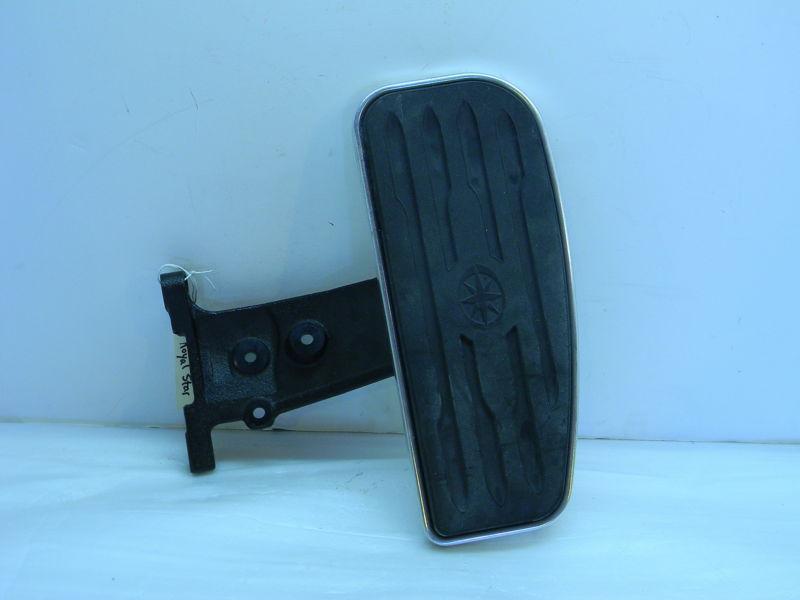 99 00 01 02 03 xvz1300 royal star right floorboard footpeg