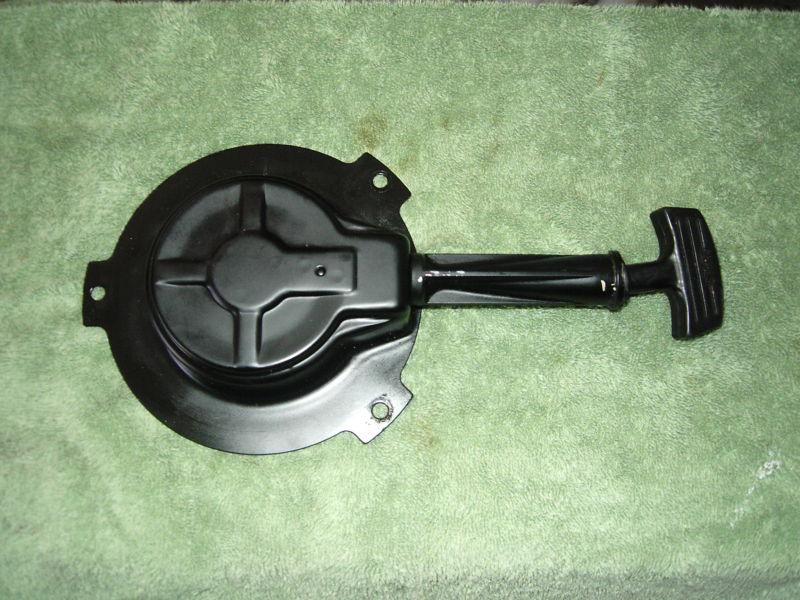 Suzuki 2 hp dt2 outboard motor recoil starter  mid 1980,s