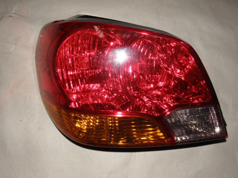 Mitsubishi outlander 2003 2004 genuine driver side (left) tail light