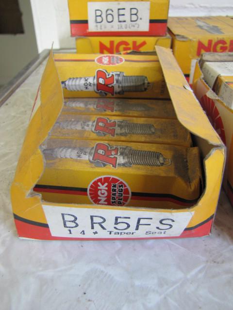 Vintage nos ngk spark plugs p/n br5fs for motorcycle