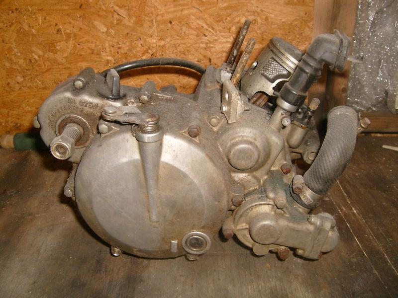 1989 kdx 200  engine complete bottom end