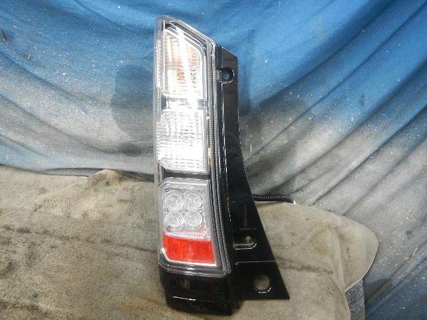 Honda n box 2011 rear left combination lamp [0315600]