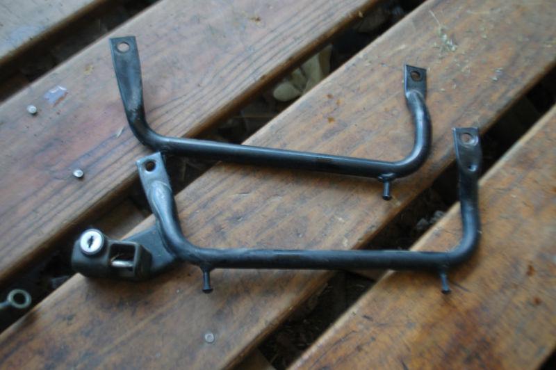 06 both rear brackets  suzuki katana gsx 600 750 gsx600f gsx750 2006  f