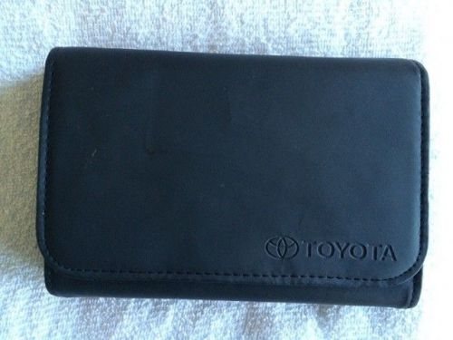 Toyota sienna 2012 owners manual with case