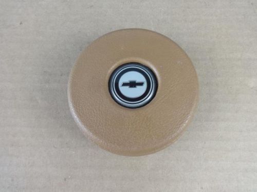 1971 - 1981 gm horn button cap tan for nk4 sport steering wheel - chevrolet