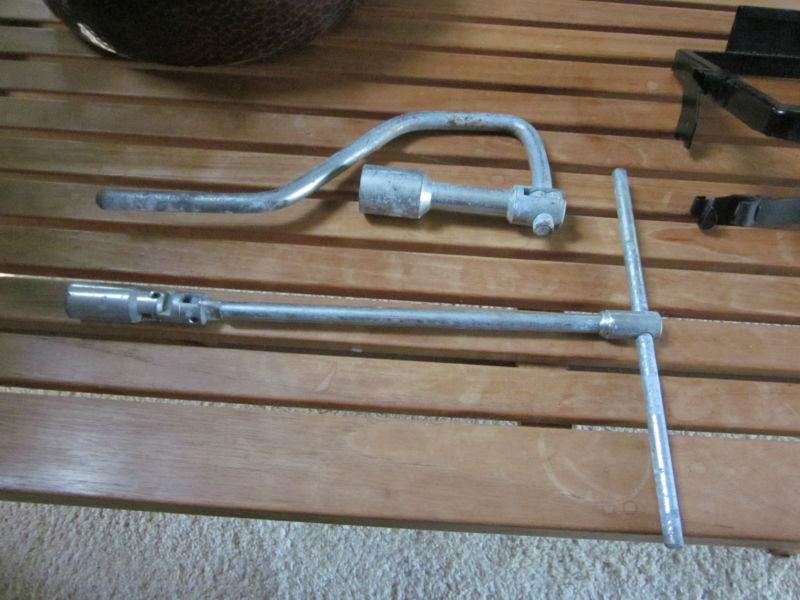 Jaguar xjs 1987-89 oem spark plug wrench and lug wrench - no reserve