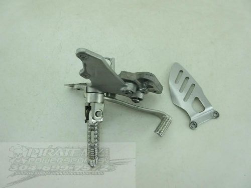 Suzuki gsxr 600 750 right rearset brake bracket foot peg #32 2008 *