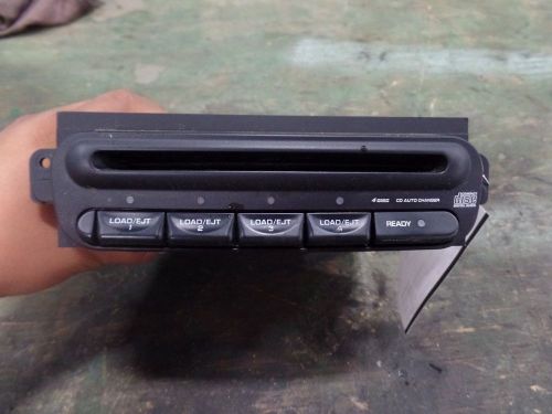 01 chrysler town &amp; country audio stereo cd changer unit 56038531ad