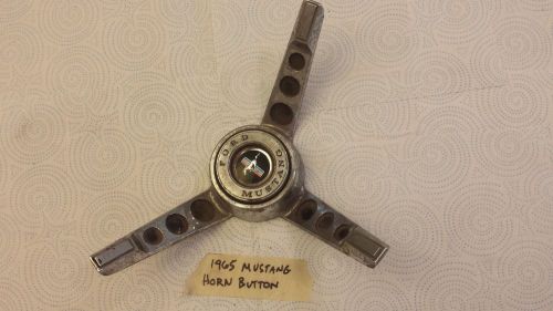 1964 65 66 ford mustang center tri bar steering wheel hub c5za-13a800-b 2h-31096