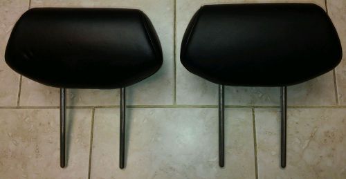 2007/08/09 acura mdx oem 2nd row black headrest left/right. sold as pair or ind