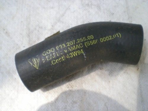 Porsche 993 (1995-1998)  oil tank hose     genuine  new