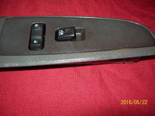 03-06 silverado tahoe suburban passenger right power window switch trim